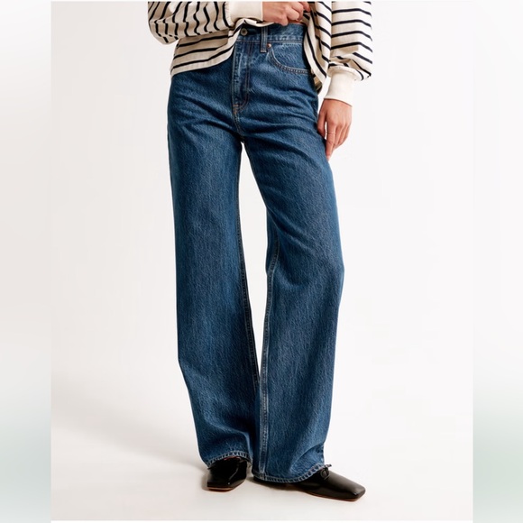 Abercrombie & Fitch Drapey Rigid  High Rise Loose Jean Dark Marble Size 27 US 4 - Picture 2 of 10